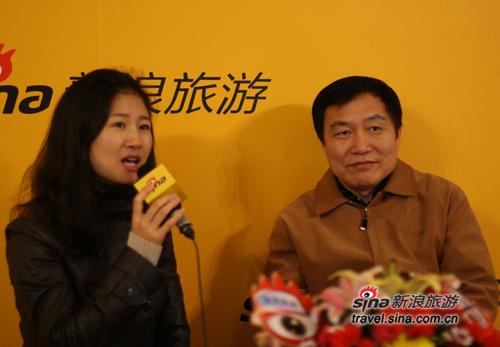 图为上海世博会务所协调局票务中心副主任陈雪羽在接受专访