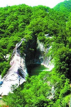 中国河南4a级景区南阳西峡县老鹳河漂流风景