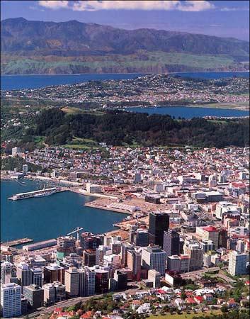 莫尔兹比港:巴布亚新几内亚首都,以最先达到此地的英国殖民者