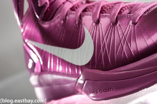 Nike Hyperdunk 2010 x Kay Yow WBCA Cancer Fund