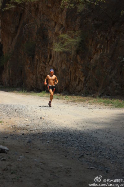 5日户外微博精选:TNF100感受跑步魅力_网友来