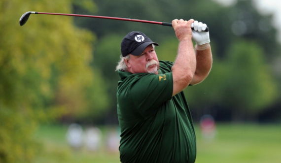  大腹便便 球手闯美巡 肥仔也有高尔夫春天(图