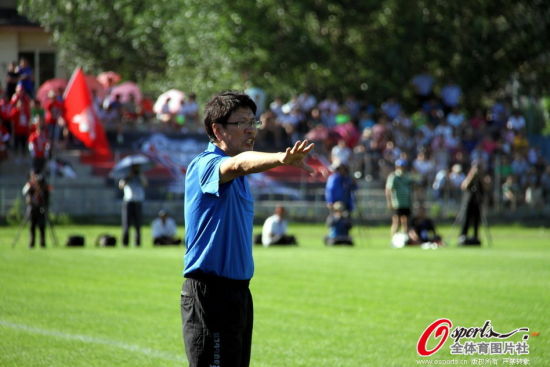 ��������ָ�����������ӵı���