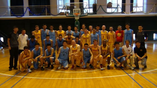 美国Coaches篮球队访华 用篮球交流生活(图