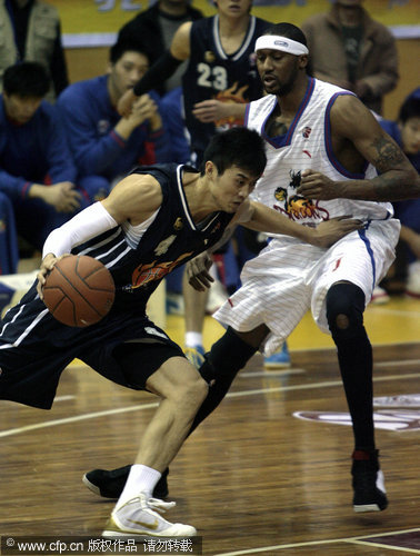 图文-[CBA第1轮]江苏VS浙江 丁锦辉精彩突破