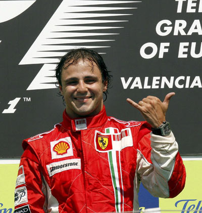 图文-F1欧洲站正式比赛 马萨庆祝第六个分站冠