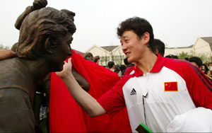 孙继海要考英国足球教练证书:争做中国最好的