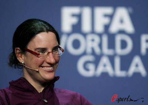 图文-08世界足球小姐新闻发布会德国名将普林茨