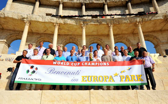 图文-90年世界杯冠军德国队聚会 追溯到二十年