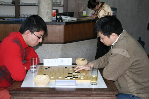 图文-nec杯围棋赛预选首轮 王昊洋不敌野草董彦