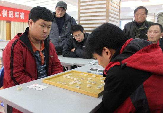 图文-金箔杯象棋赛第3日现场 孟辰不敌王斌