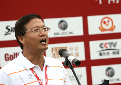 ���ݵ����߶����򳡵ķ�����ϰ��̫�ٿ�Դ��ƿ��