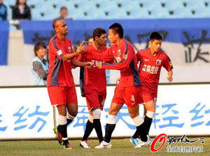 пǿױ3ֱսϲͳ2-0ʤ