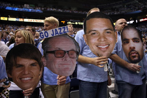 雄性激素重振布泽尔，科比麦迪两眼泪朦胧