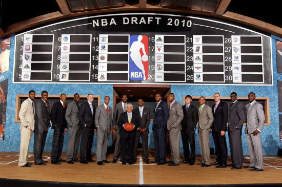 图文-NBA近十年选秀大会合影 10年又见控卫状