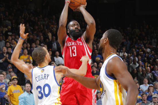 正在视频直播勇士vs火箭 库里哈登互飙