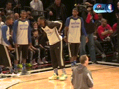 动图-唉呀我这老腰啊_篮球-nba_新浪竞技风暴_新浪网