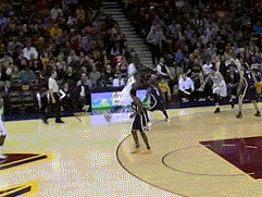动图-jr绝学人肉小陀螺_篮球-nba_新浪竞技风暴_新浪网