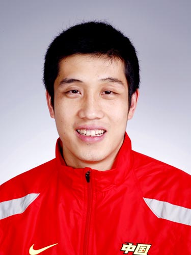 图文-北京奥运会中国代表团成立 手球队队员周小坚