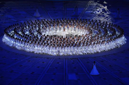 图文-北京残奥会开幕式举行 聋人姑娘表演的舞
