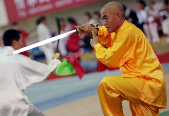 图文-第二届中国传统武术大会 赵文龙舞起太极剑