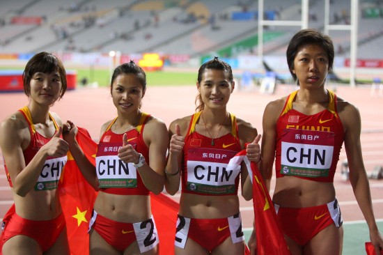 (体育)(1)田径——亚锦赛:中国女队4x400米夺冠