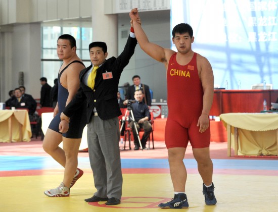 图文-全国男子古典式摔跤锦标赛 徐龙生获得胜利_综合体育_NIKE新浪竞技风暴_新浪网