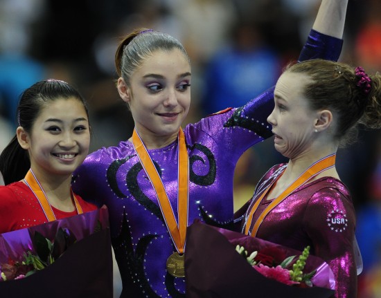 ͼ��-���������Ů�Ӹ���ȫ�ܾ���ǰ�����콱