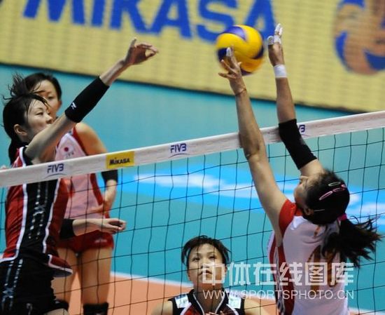 图文 女排世锦赛中国3 1日本李娟拦井上香织 综合体育 新浪竞技风暴 新浪网