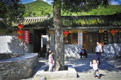 9月19日，门头沟黄岭西村，不少当地村民开起了农家乐。 新京报记者 李飞 摄