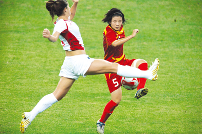 <em>奥运会女足</em>小组赛第二轮中国女足艰难战平加拿