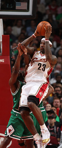 詹姆斯:最年轻的“15000分先生”_其他栏目_NIKE新浪竞技风暴_新浪网