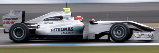 2010赛季的F1新规则 新车型 新赛程