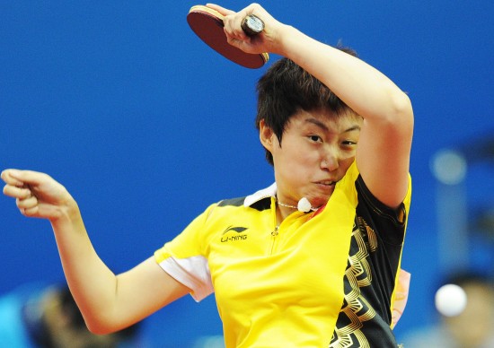 图文-乒乓球中国女团夺冠 郭跃强力拉球