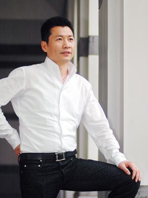 美邦服饰周成建创新的赢家