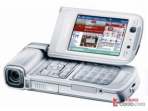 2mm,组有三星u108的四倍还多,拿在手里厚重感十足,不过但凡身材稍小的