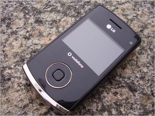 圆滑巧克力风 lg唯美滑盖机ku580图赏(2)