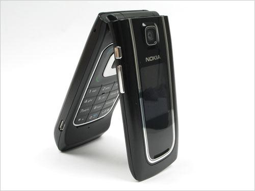 纤薄折叠新秀 诺基亚时尚手机6555图赏(4)