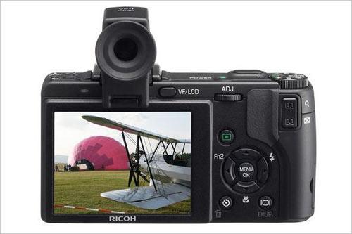 点击图片查看理光gx200详细资料其他功能:理光gx200特别设计了两个fn