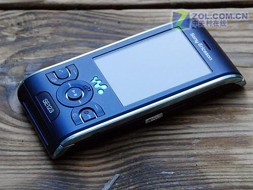 zol商城献礼 索尼爱立信w595c火爆促销_手机_科技时代_新浪网
