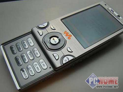 帅气十足 索爱w995音乐手机沈阳热销!