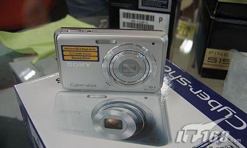 现在不买以后没机会索尼w180现售1030