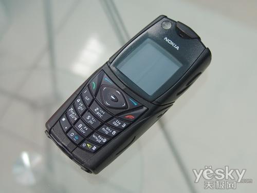 老牌三防直板低价卖 诺基亚5140仅售399元