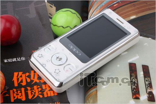 音乐之星 oppo时尚滑盖机a203美图赏_手机_科技时代_新浪网