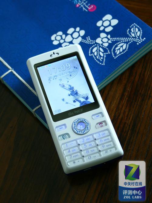 青花瓷外观 金立双卡双待音乐m270评测(7)_手机_科技时代_新浪网