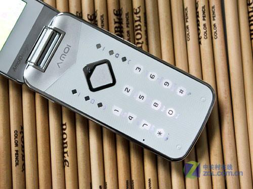 时尚唯美翻盖设计 夏新f56真机美图赏(2)_手机_科技时代_新浪网