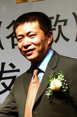 新浪首席执行长曹国伟