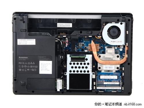 键▲电源开关及一键拯救功能键▲内置130万像素摄像头▲联想ideapad