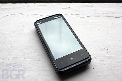掌中wp7小电脑 htc arrive真机抢先看