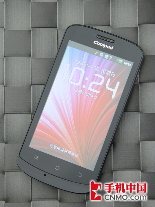 炫彩背壳 酷派大屏触控新机5860图赏_手机_科技时代_新浪网